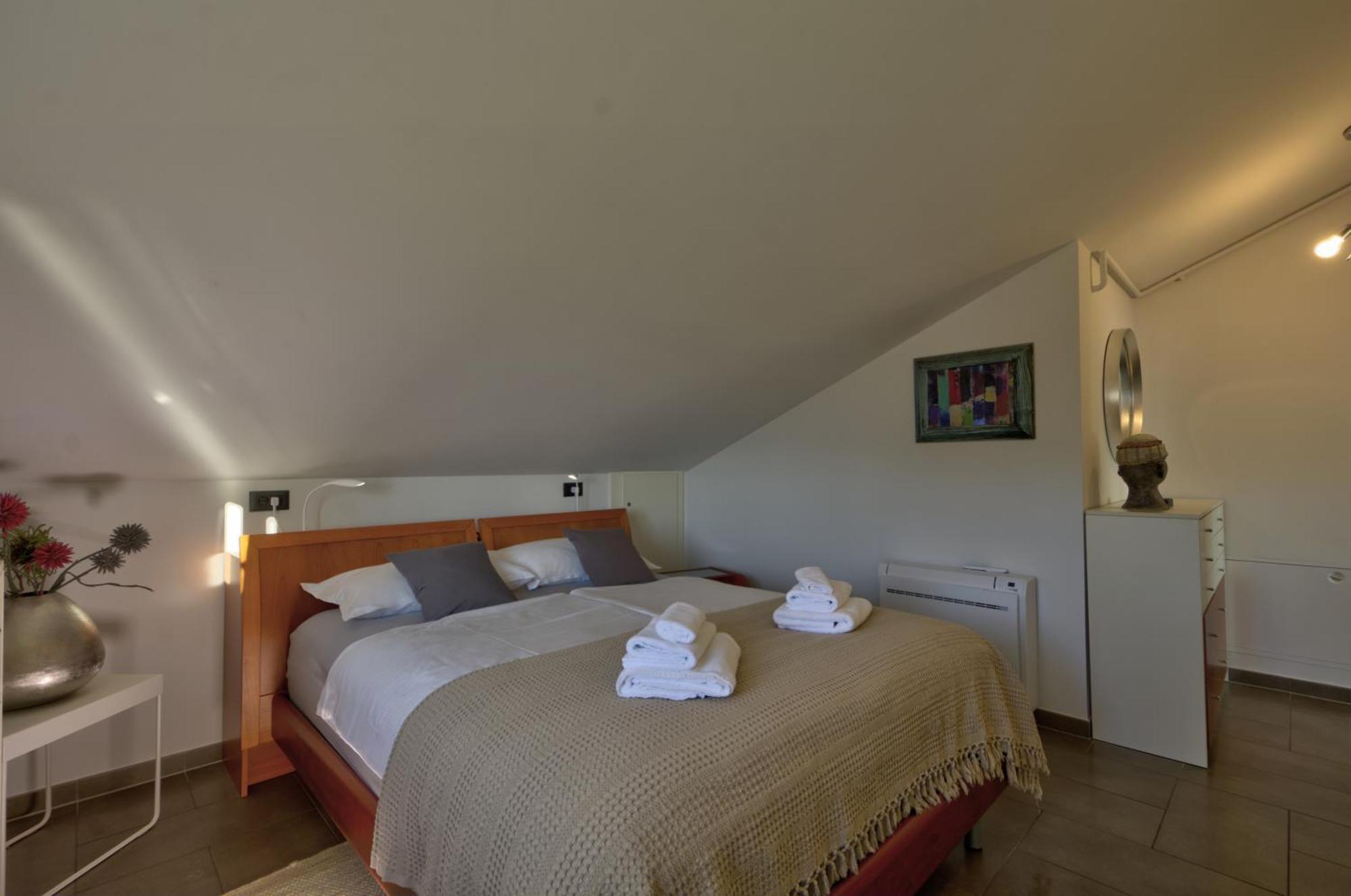 Penthouse Belvedere City View With Private Parking Rijeka Eksteriør bilde